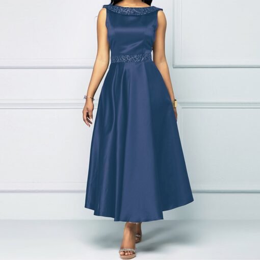 Vintage Elegant Sleeveless Dress - Image 2